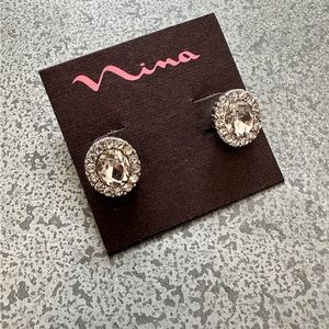 NWT Nina stud earrings